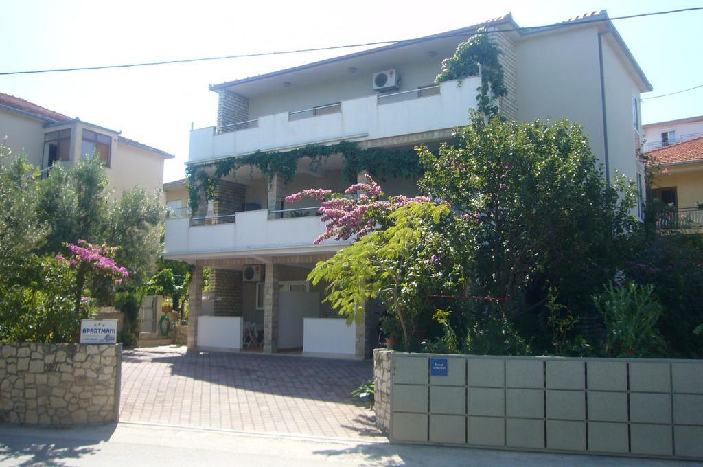 Apartment Nikica Trogir Extérieur photo